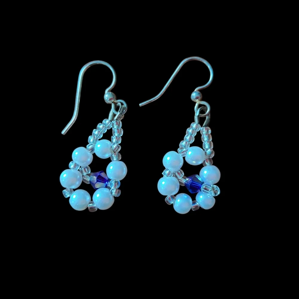 New Blue And White‎ Bracet and Earning Matching Set